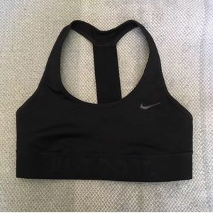 Nike DRI-FIT Sports Bra